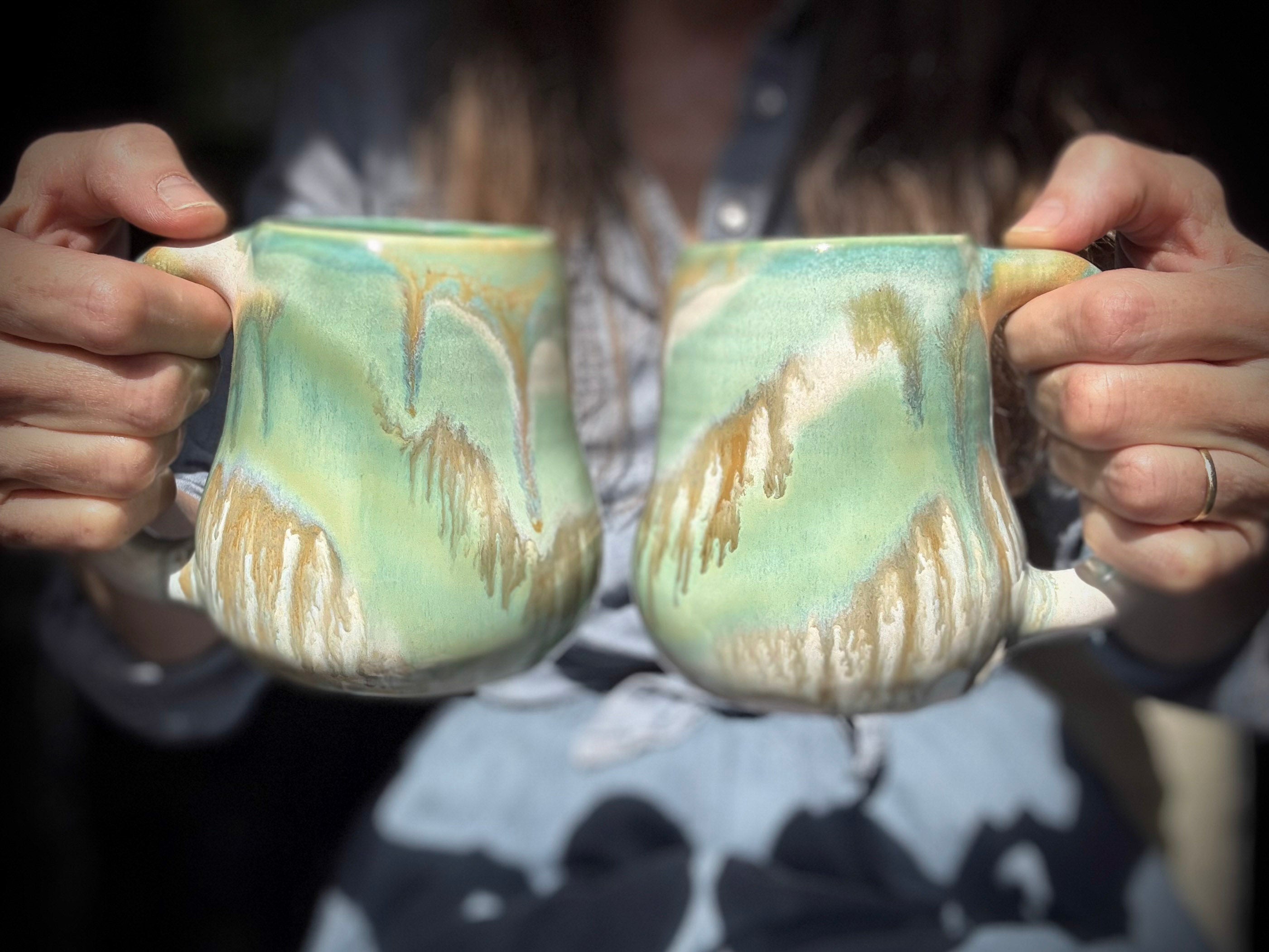 13-F Soft Earth Mid Mod Mug, 17 oz. (This listing is for one mug)