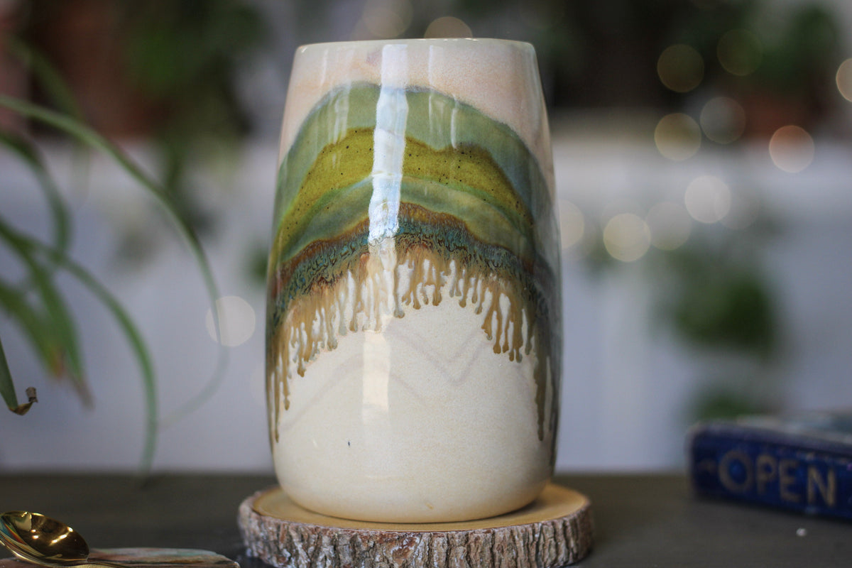 14-B Hidden Valley Mug, 26 oz.