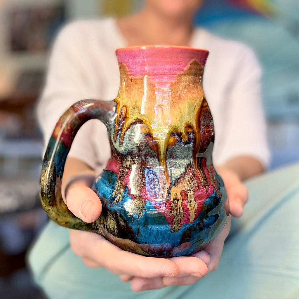 12-B New Earth Mash-up Notched Mug, 28 oz.