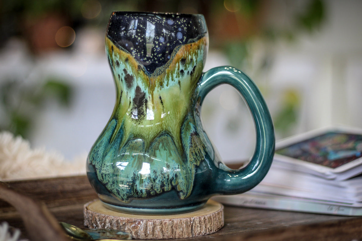 13-A Rocky Mountain Midnight Acorn Gourd Mug - TOP SHELF, 21 oz.