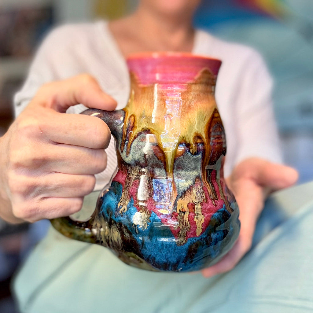 12-B New Earth Mash-up Notched Mug, 28 oz.