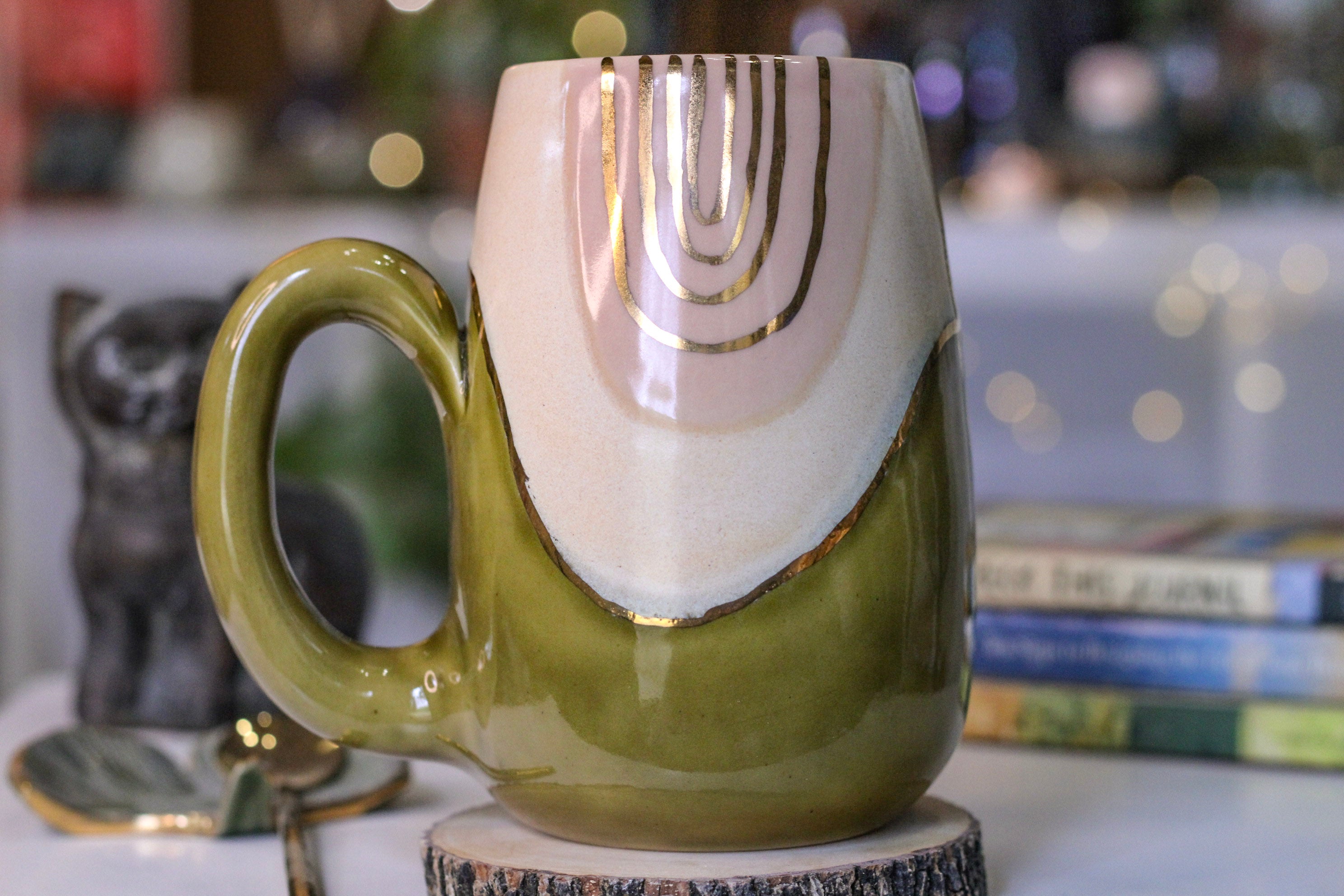02-A Alexandra EXPERIMENT Mug, 28 oz.