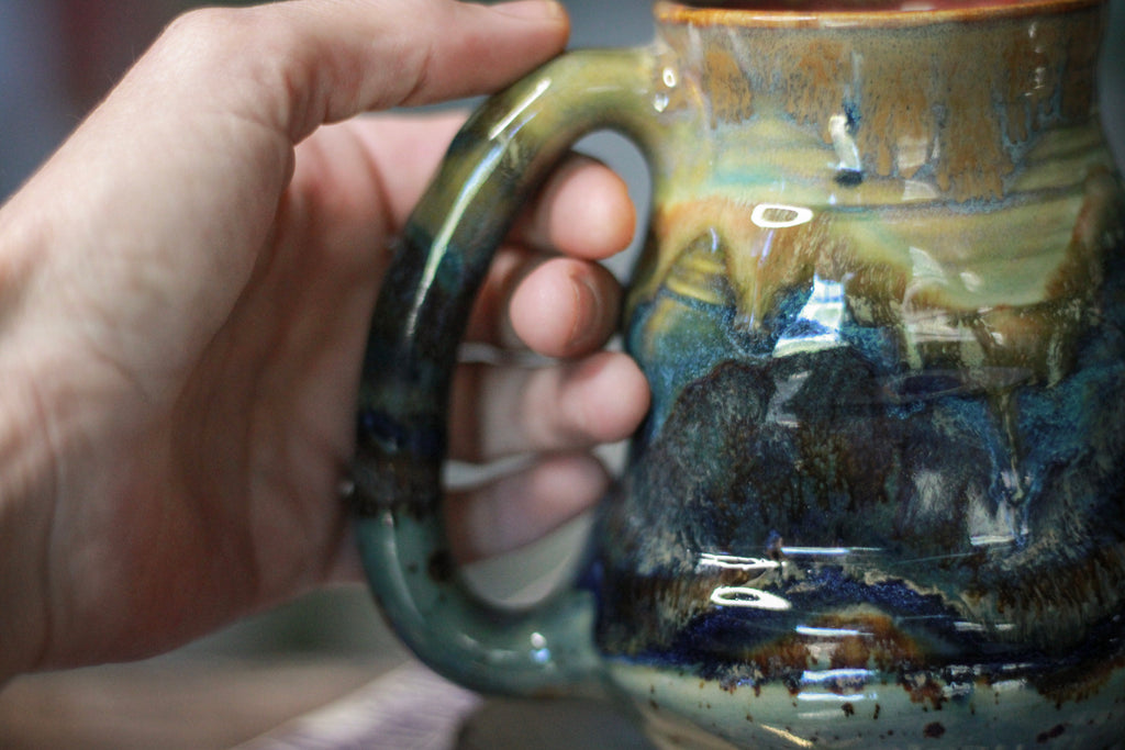 13-D EXPERIMENT Barely Flared Textured Divot 'Cuddle' Mug, 19 oz.