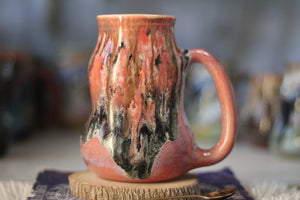 06-D Granny's Lace Variation Barely Flared Gourd Mug Variation, 24 oz.