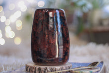 Load image into Gallery viewer, 15-C Dragon&#39;s Blood Agate Mug, 18 oz.