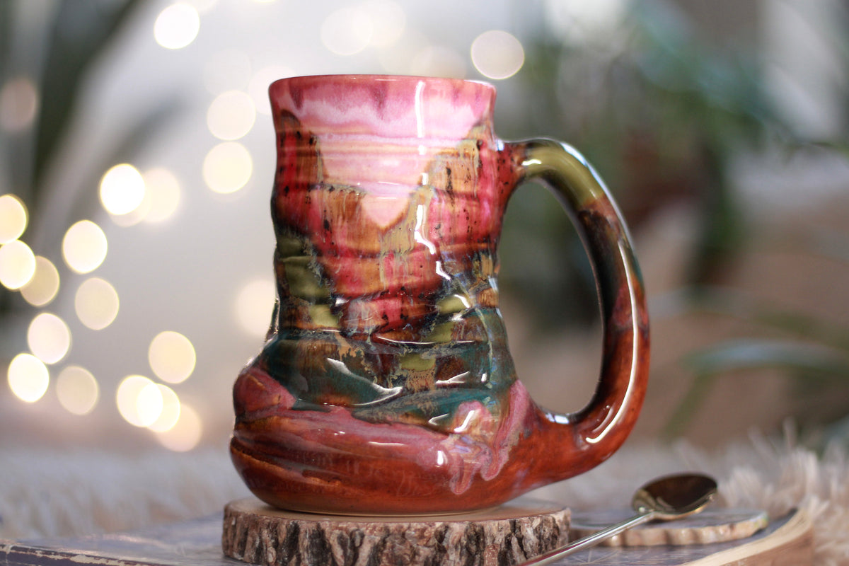 08-B Strawberry Hills Textured Divot Mug, 17 oz.
