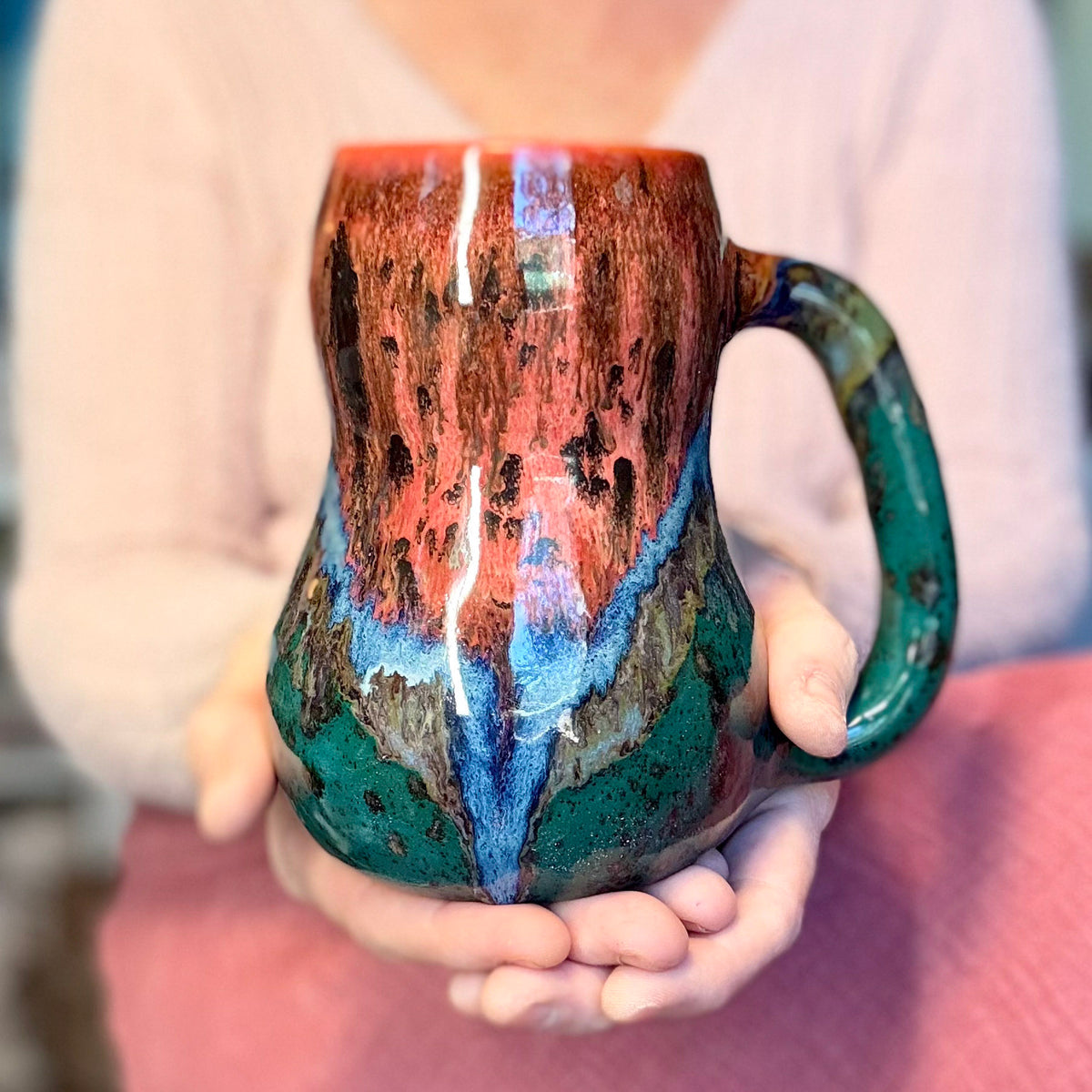 13-B Molten Melon Curvy Mug, 25 oz.