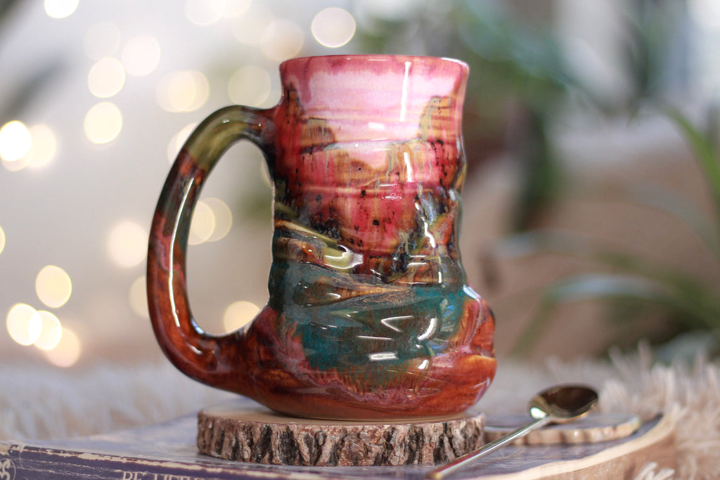 08-B Strawberry Hills Textured Divot Mug, 17 oz.