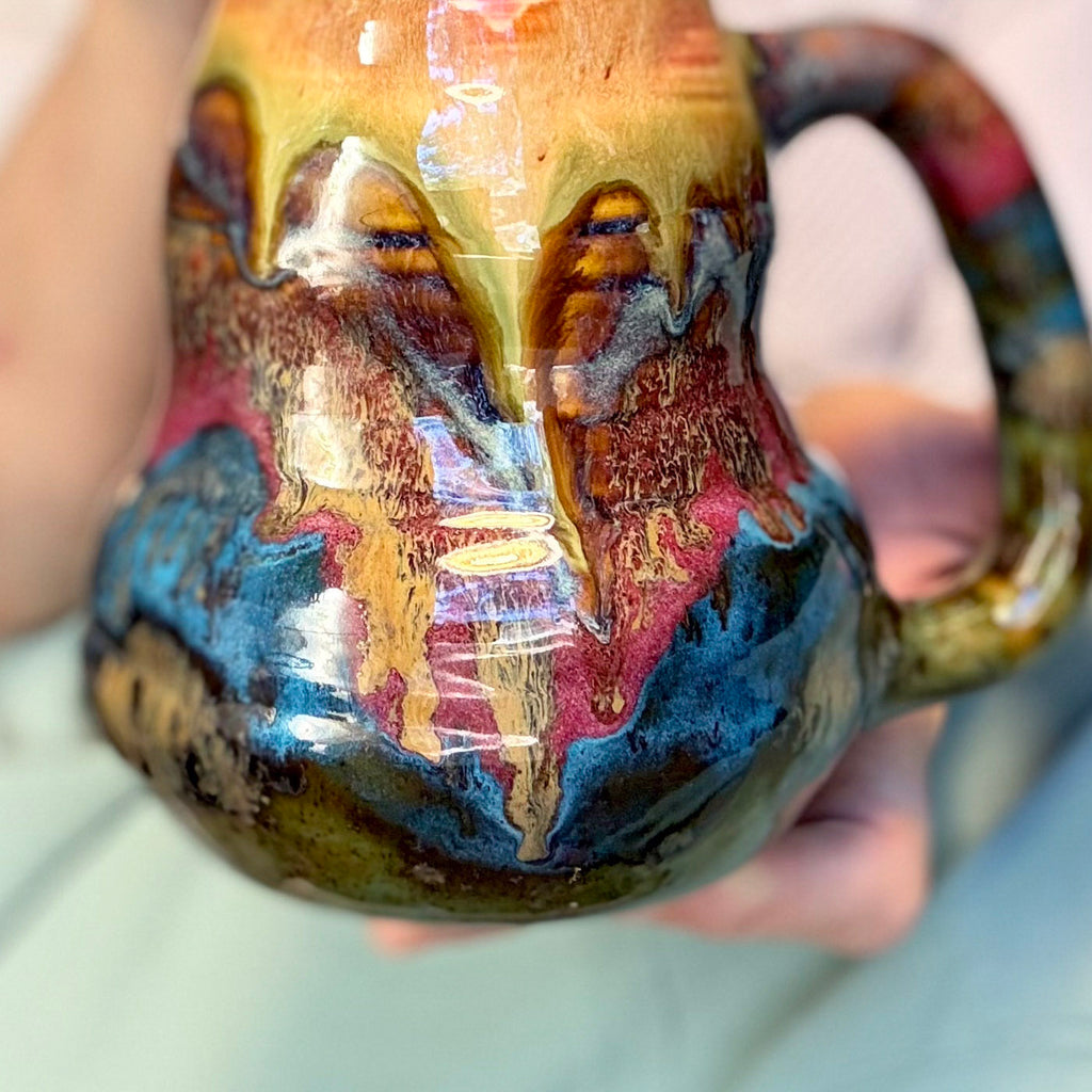 12-B New Earth Mash-up Notched Mug, 28 oz.