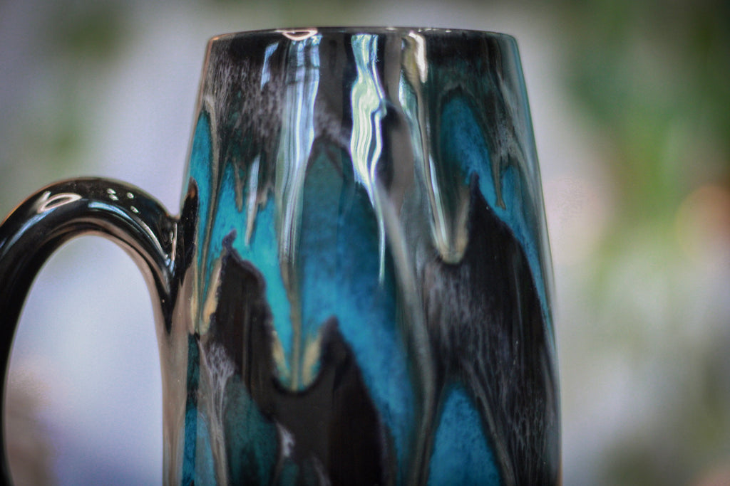 13-D Turquoise Grotto Mug - MISFIT, 25 oz. - 15% off