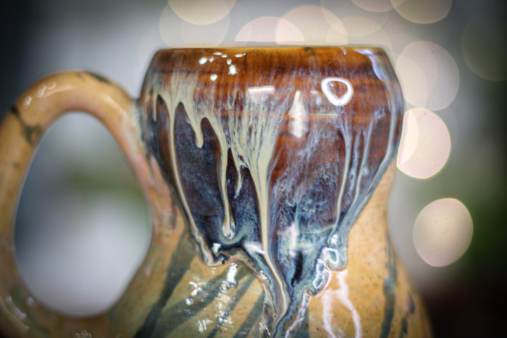 14-D New Wave Variation Gourd Mug, 17 oz.
