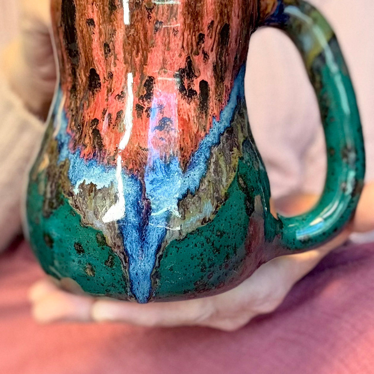 13-B Molten Melon Curvy Mug, 25 oz.