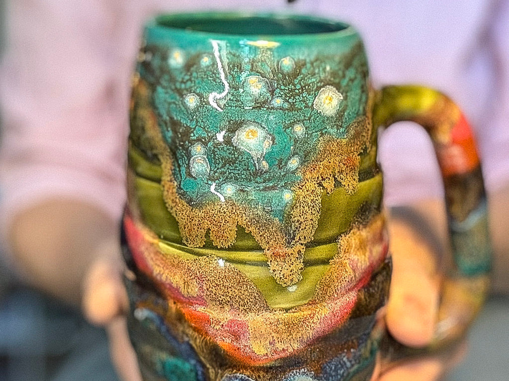 15-B Green Mountain Swirly Mug, 26 oz.