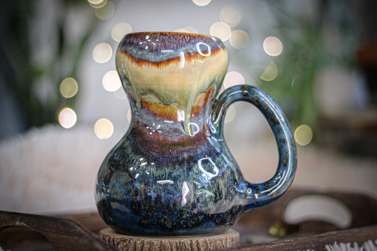 15-A New Earth Gourd Mug, 28 oz.