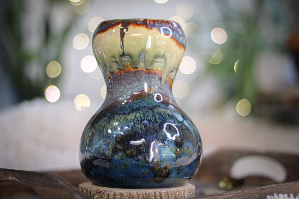 15-A New Earth Gourd Mug, 28 oz.