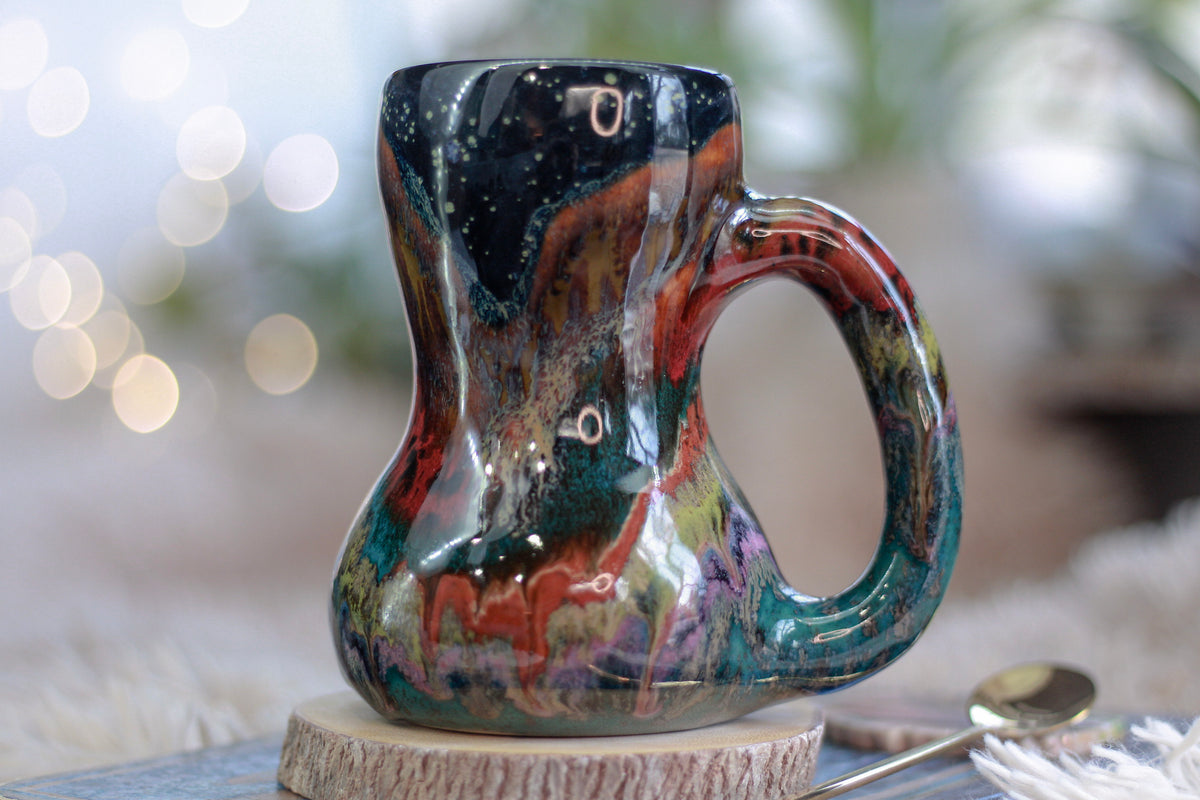 13-A Green Mountain Midnight Mug, 15 oz.