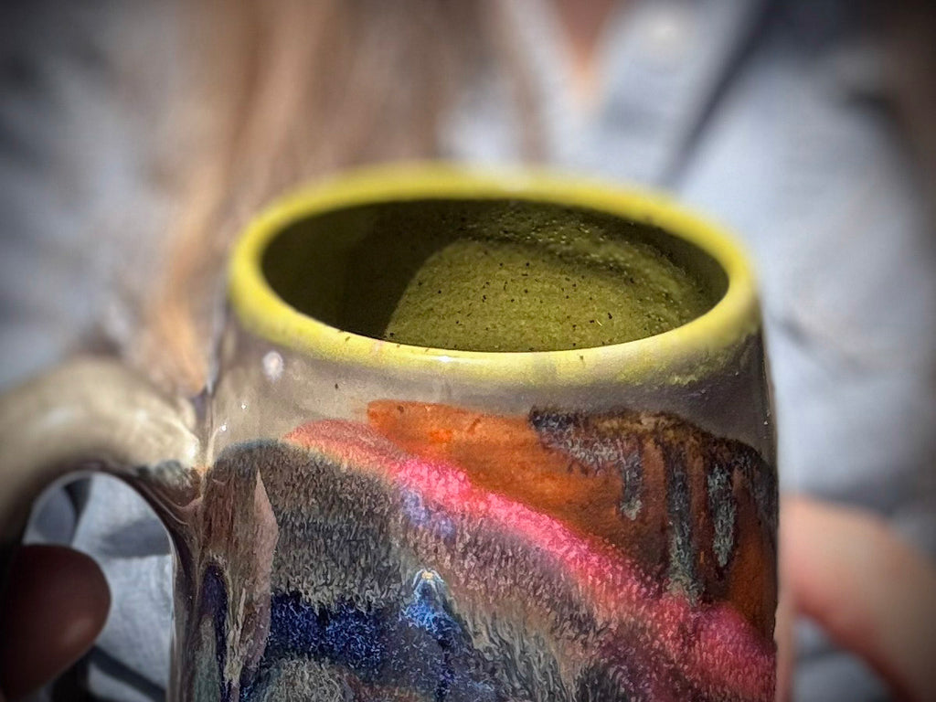 14-D Smokey 'FLOW' Mug, 18 oz.