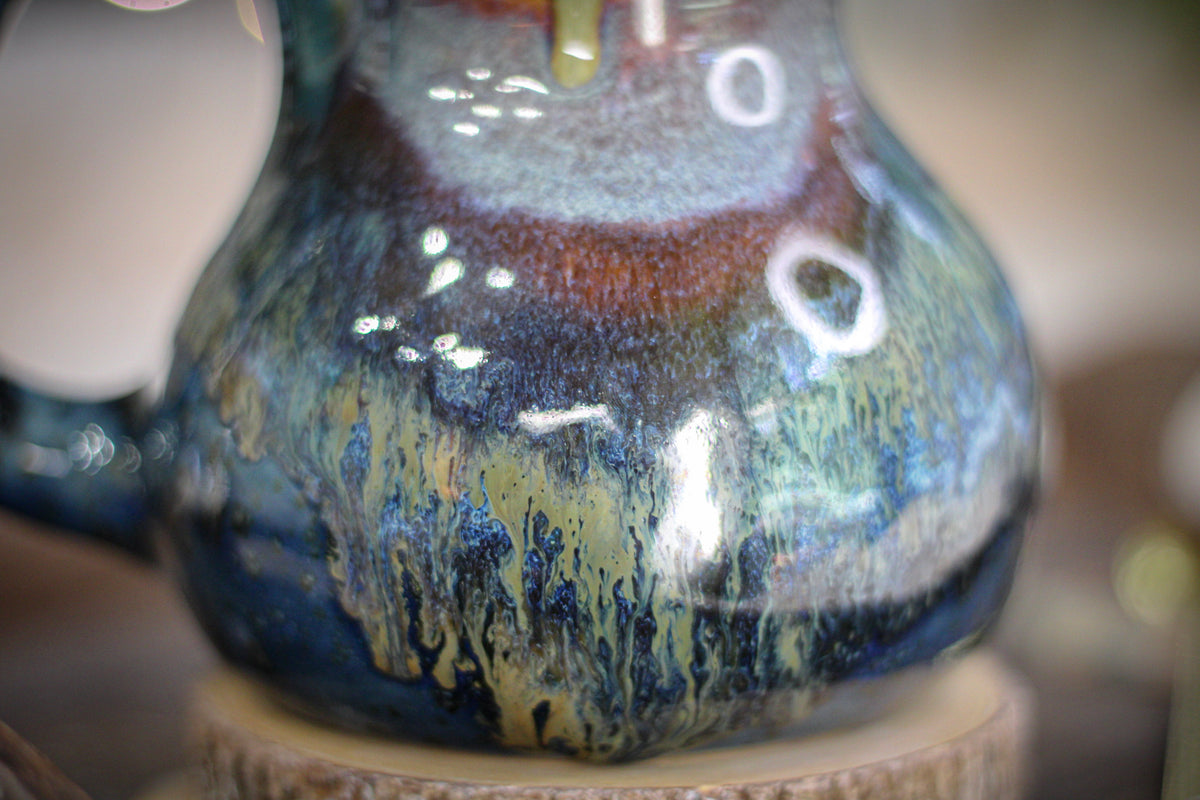 15-A New Earth Gourd Mug, 28 oz.