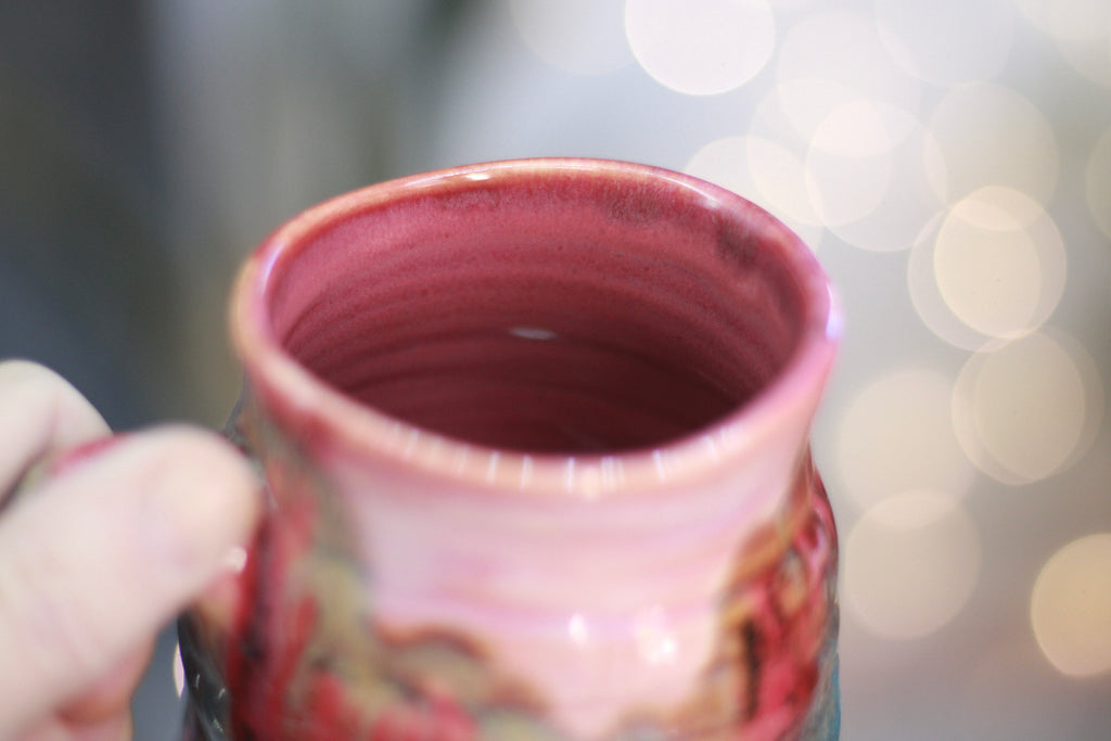 01-A Strawberry Hills Textured Divot Mug - TOP SHELF, 22 oz.