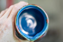 Load image into Gallery viewer, 12-E 'Fun' EXPERIMENT Textured Divot Pitcher, 18 oz.