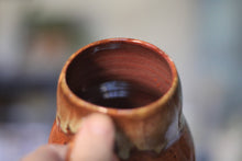 Load image into Gallery viewer, 07-F Pumpkin Chai Curvy Mug - TOP SHELF, 20 oz.