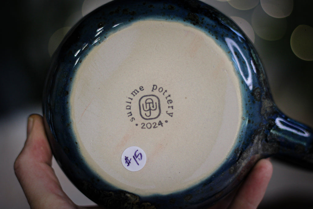 15-A New Earth Gourd Mug, 28 oz.