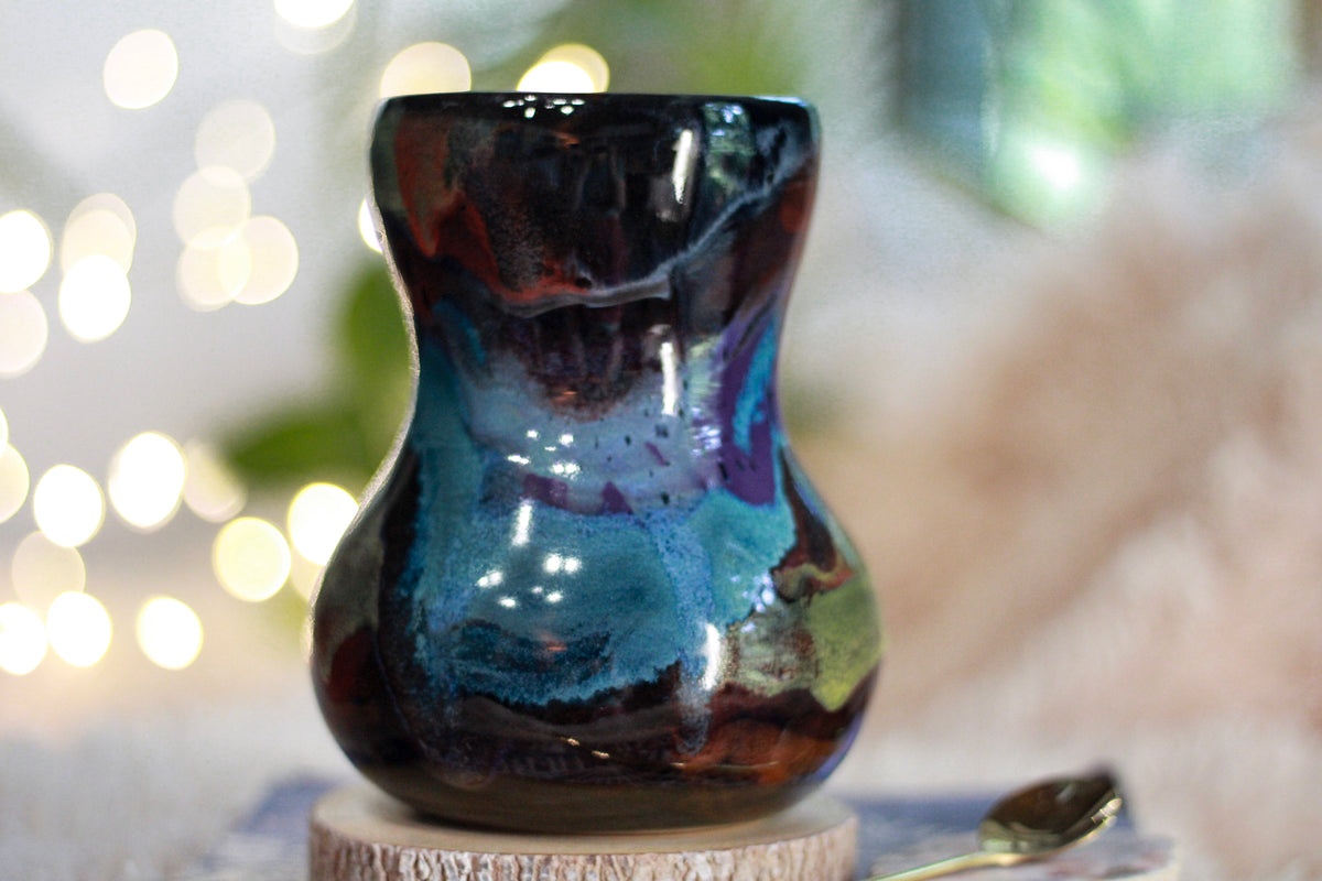 13-E 'Chaos Flow' Mug, 25 oz.