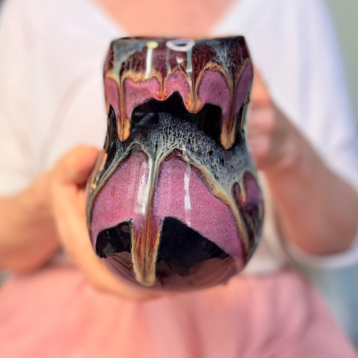 16-D Magenta Grotto Gourd Mug - MISFIT, 22 oz. - 15% off