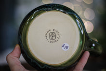 Load image into Gallery viewer, 15-C TidePool Acorn Gourd Mug, 20 oz.