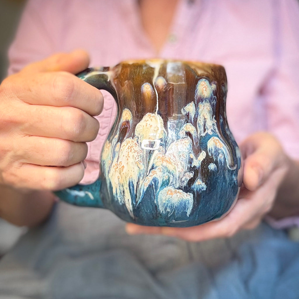 15-E Starburst Curvy Mug, 16 oz.