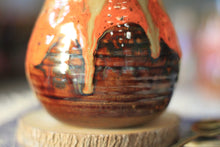 Load image into Gallery viewer, 08-F Pumpkin Chai PROTOTYPE Textured Crock Mug - MISFIT, 20 oz. - 10% off