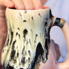 15-D Granny's Lace Gourd Mug, 22 oz.