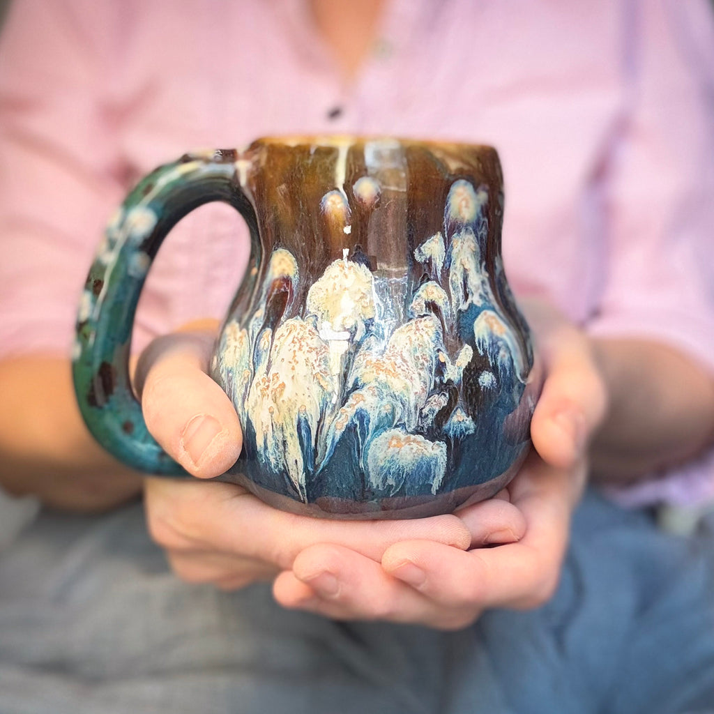 15-E Starburst Curvy Mug, 16 oz.