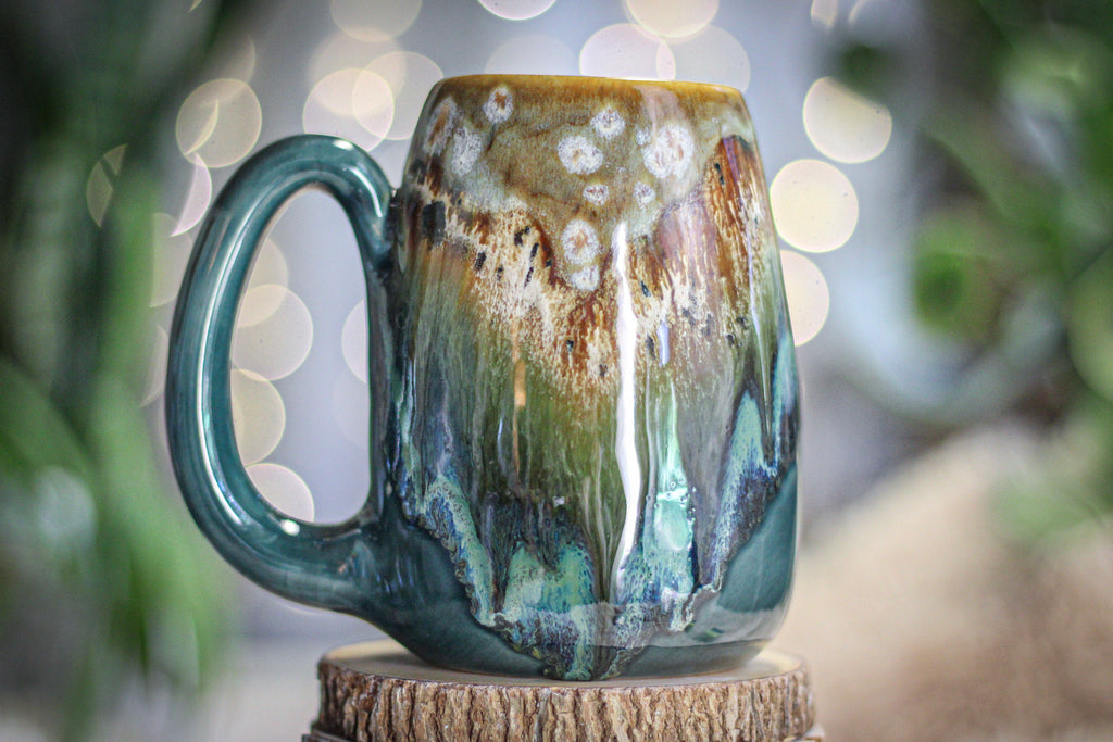 19-B Desert Oasis Variation Acorn Mug, 20 oz.
