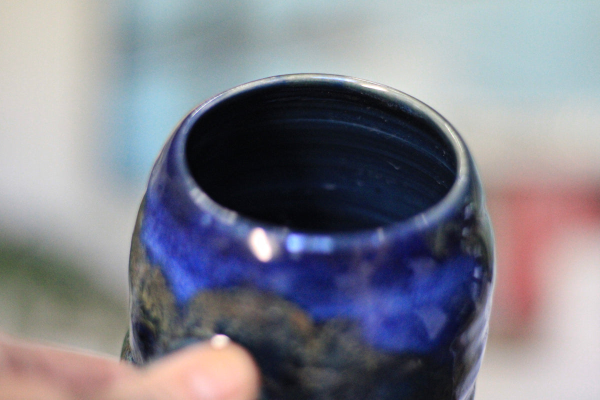 14-D Moody Blues Textured Mug, 21 oz.