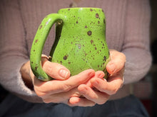 Load image into Gallery viewer, 17-E Melon PROTOTYPE Mid Mod Mug, 21 oz.