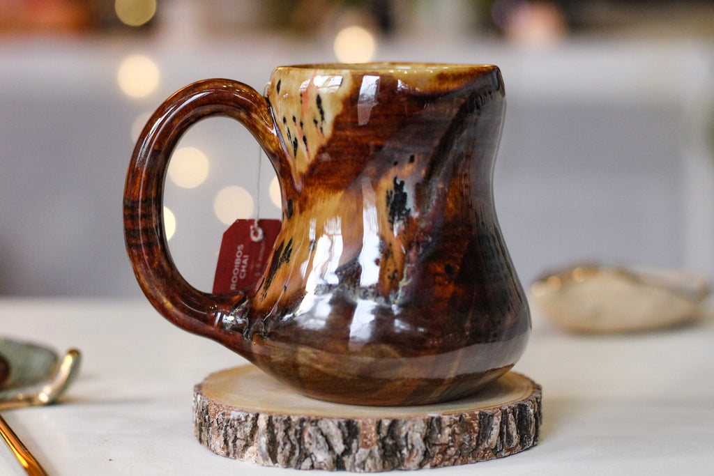 17-F EXPERIMENT Petite Notched Gourd Mug, 10 oz.