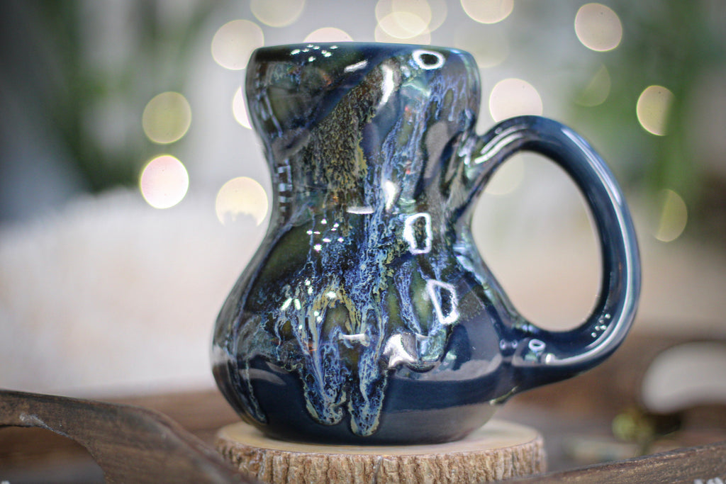 17-D Moody Blues Gourd Mug, 18 oz.