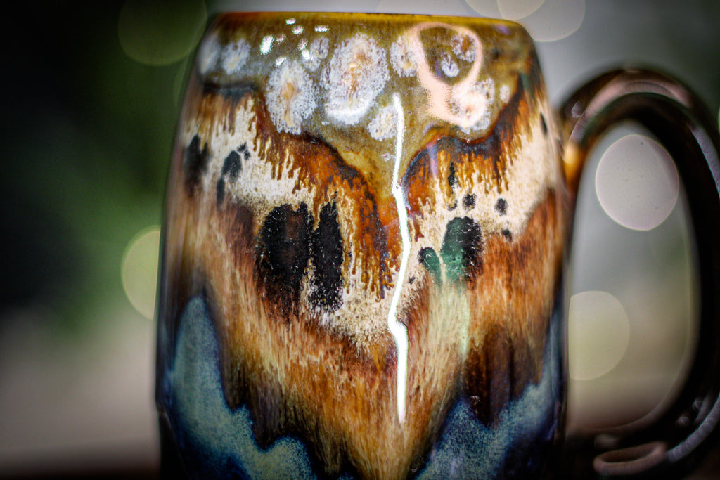 17-B Desert Oasis Mug - TOP SHELF MISFIT, 20 oz.