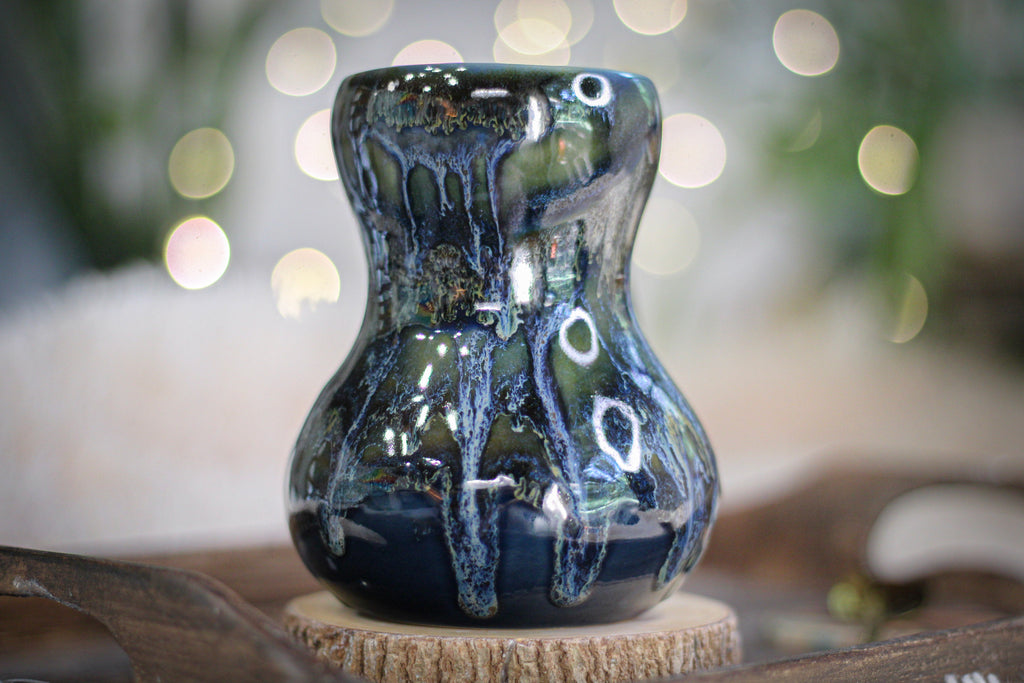17-D Moody Blues Gourd Mug, 18 oz.