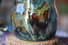 Load image into Gallery viewer, 15-C Green Mountain Magic Mid Mod Mug, 19 oz.