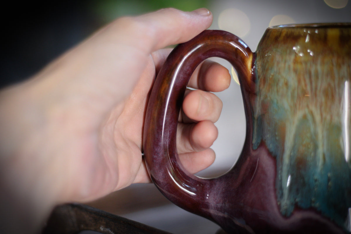 17-D Aqua Falls Gourd Mug, 20 oz.