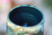 Load image into Gallery viewer, 15-C Green Mountain Magic Mid Mod Mug, 19 oz.