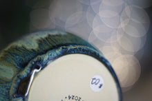 Load image into Gallery viewer, 02-B Soft Earth Series Acorn Gourd Mug, 27 oz.