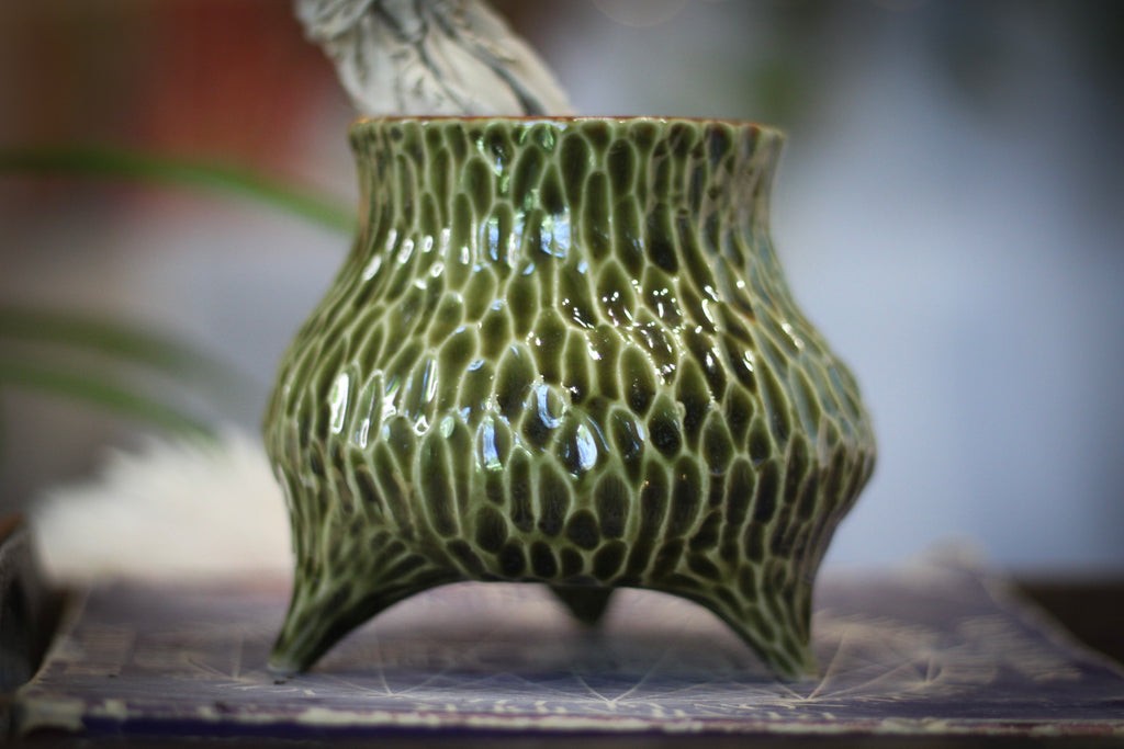 32-D Evergreen Textured Cauldron, 14 oz.