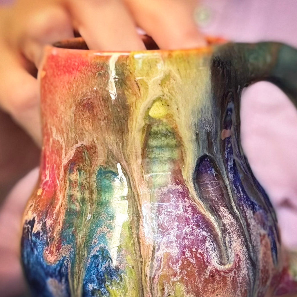 16-E Earthy Whimsy Curvy Mug, 16 oz.