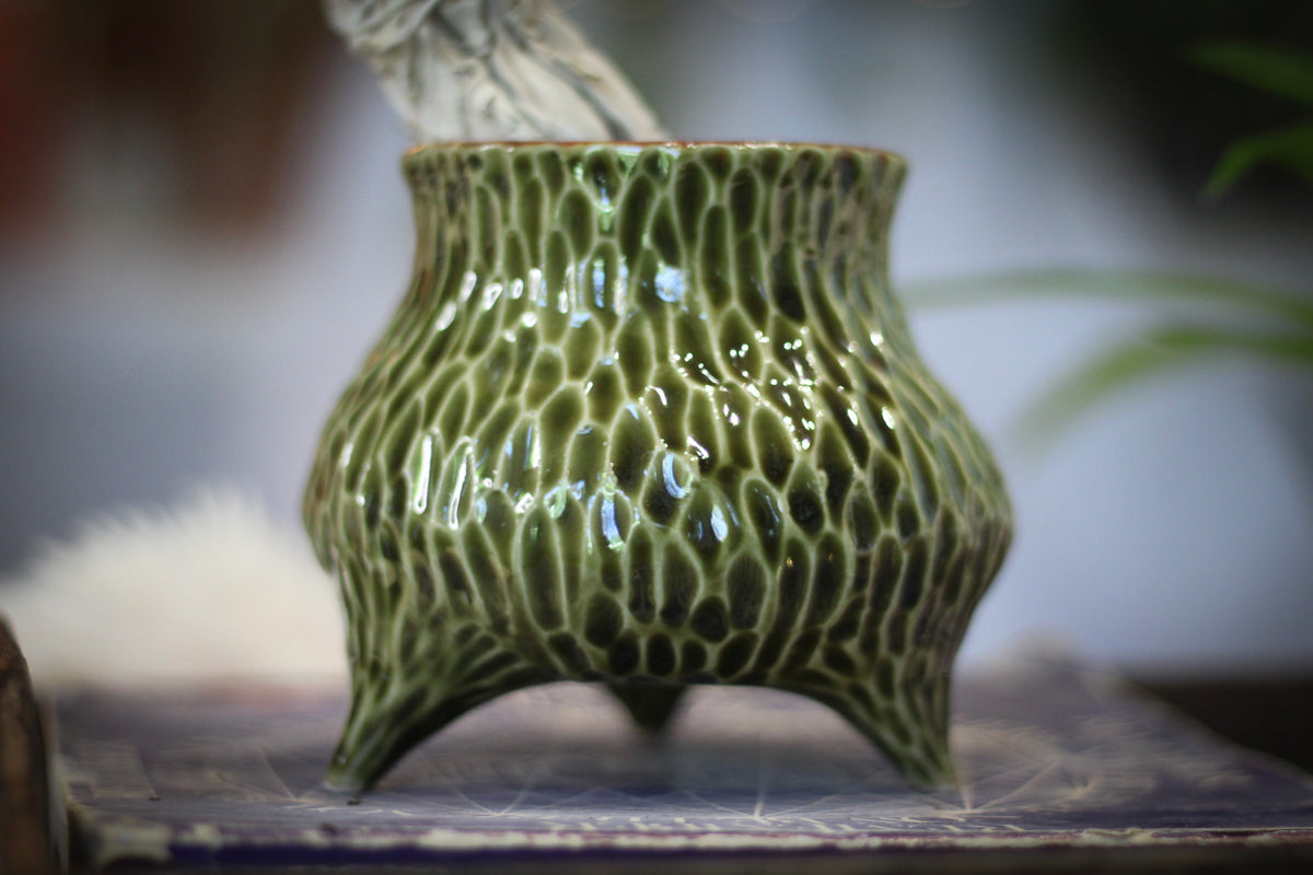 32-D Evergreen Textured Cauldron, 14 oz.
