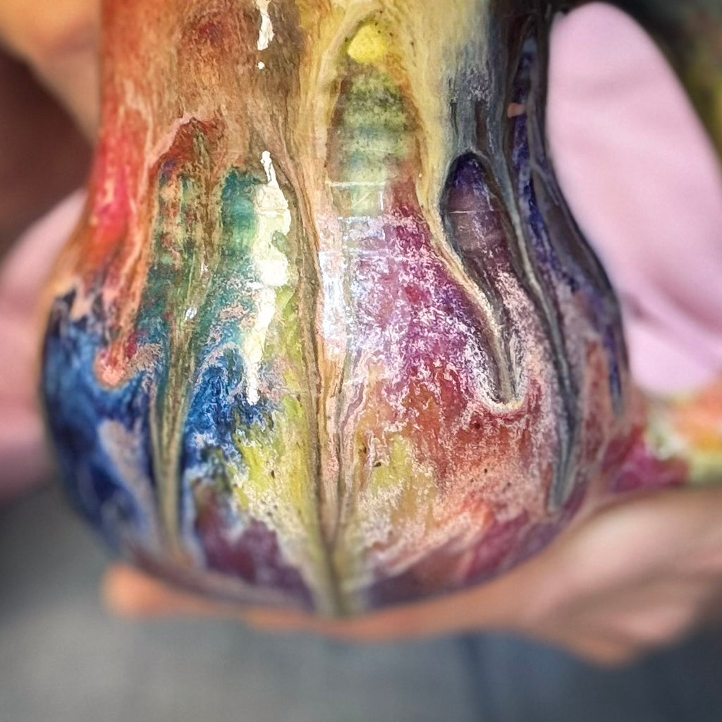 16-E Earthy Whimsy Curvy Mug, 16 oz.
