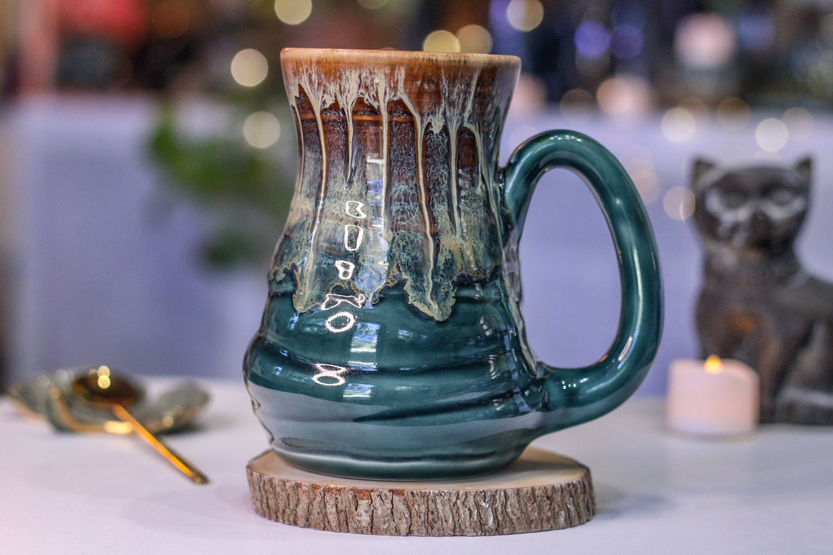 18-D New Wave Textured Acorn Mug, 19 oz.