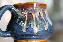 Load image into Gallery viewer, 17-D New Wave Acorn Mug Pair, 18 oz.